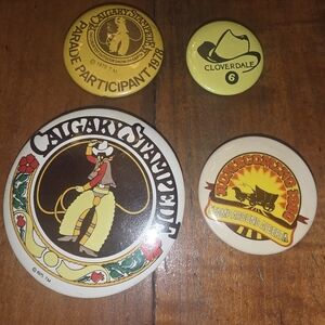 VINTAGE 1975 CALGARY STAMPEDE RODEO PINBACK BUTTON Lot Of 4